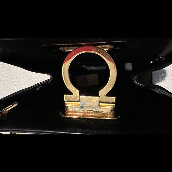 Ferragamo suede bag - Picture 4 of 5